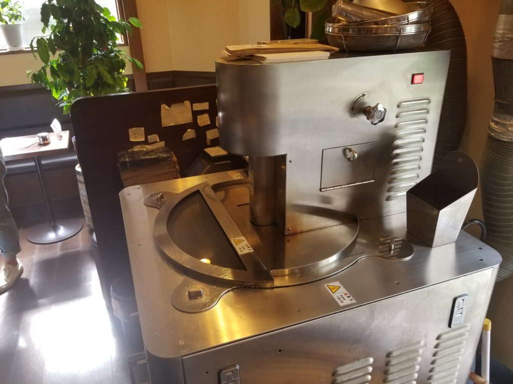 グラーノの高速焙煎機