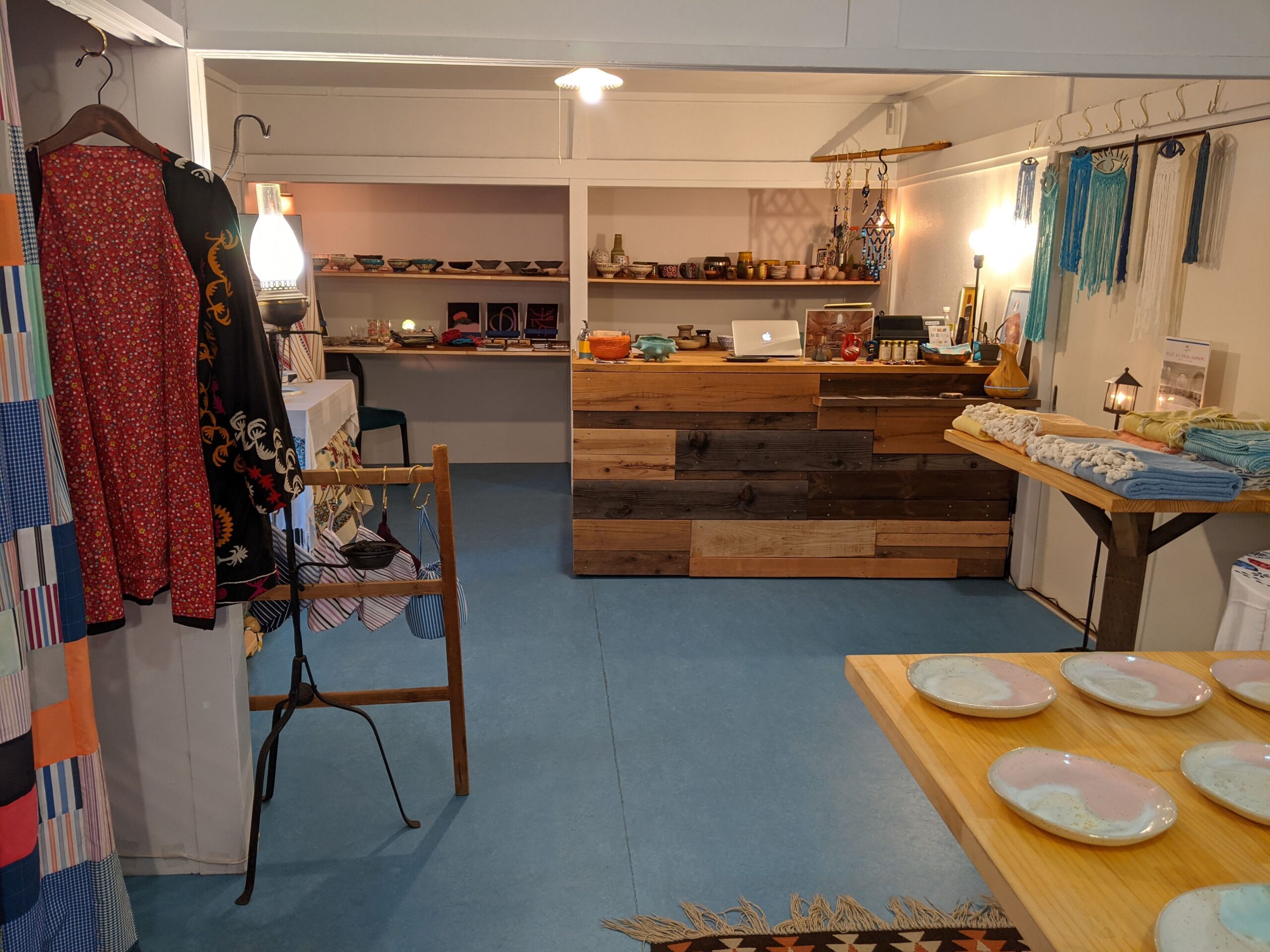 中目黒にある隠れ家トルコ 東欧雑貨店 ライゼパス は贈り物にぴったり ナカメディア