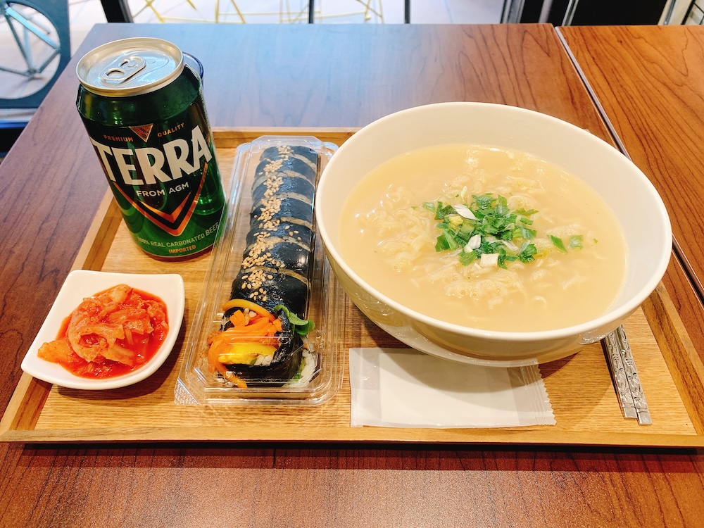 ソウルキンパカフェのラーメンキンパセット