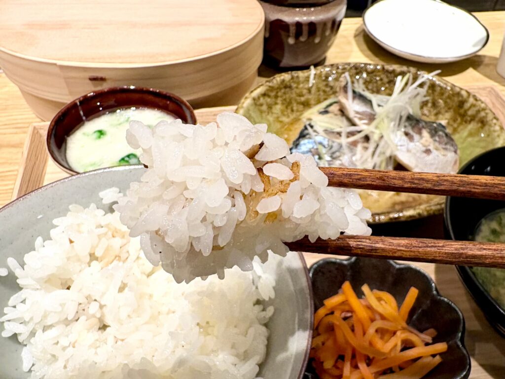 土鍋ご飯いくしかのご飯のおこげ