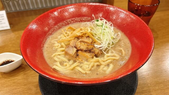 くれいずの極濃豚骨
